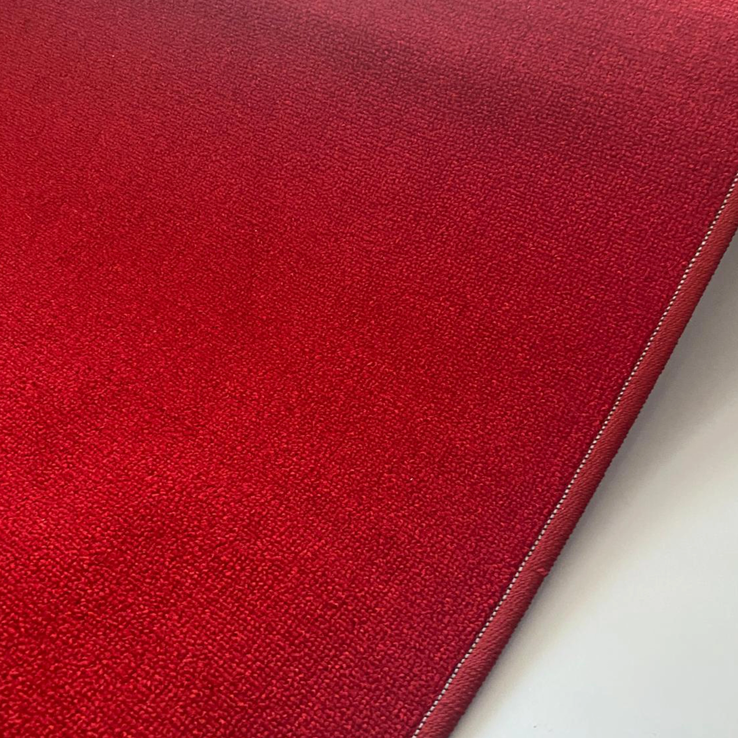 Kırmızı Protokol Halı